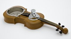 Попільничка з запальничкою Скрипка №1350 1350 фото