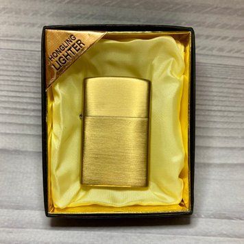 Зажигалка в подарочной упаковке Чистая (острое турбо пламя) HONGLING D20-2 Gold D20-2 Gold фото