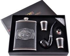 Подарочный набор 5в1 фляга с набойкой (обтянута кожей), 2 рюмки, лейка, трубка "Jack Daniels" DJH-0625 DJH-0625 фото