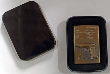 Запальничка бензинова в подарунковій коробці 'Пістолет Walther PPK' HL-332 HL-332 фото