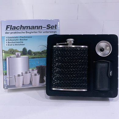 Подарунковий набір Flachmann-Set: фляга 7 oz (210 мл) в плетеному шкіряному оздобленні, 4 чарки та лійка QK5-5 QK5-5 фото