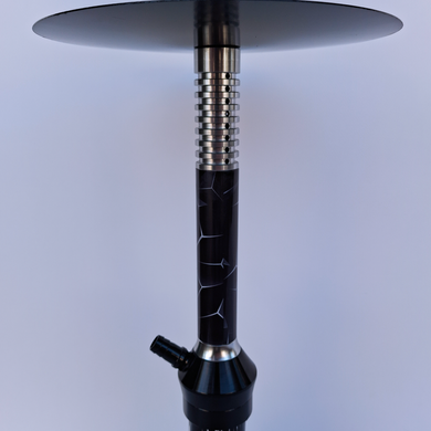 Стильный черный кальян Hookah с текстурной шахтой и графичной колбой &mdash; 48 см H3203 H3203 Black фото