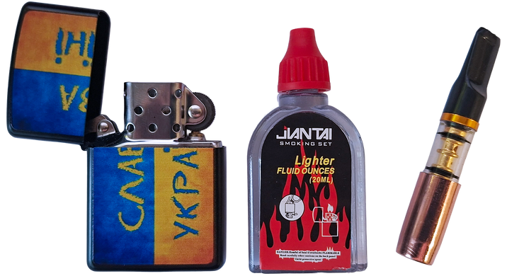 Подарунковий набір Jiantai Smoking Set: Бензинова запальничка &laquo;СЛАВА УКРАЇНІ&raquo;, паливо (20 мл) та мундштук 4928-3 4928-3 фото