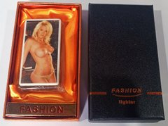 Запальничка подарункова (Турбо полум'я 🚀) Шаболда блондинка 👩🏼 'FASHION' D272-1 D272-1 фото
