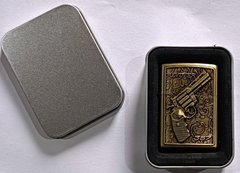 Запальничка бензинова в подарунковій коробці 'Револьвер 357 Magnum' HL-335 HL-335-1 фото