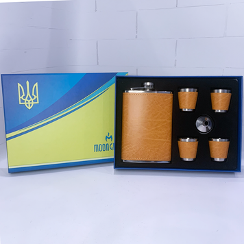 Подарунковий набір з флягою 9 oz (270 мл), 4 чарками по 30 мл та лійкою Moongrass (Світло-коричневий) TZ-5- TZ-5- фото
