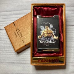Зажигалка подарочная Bruce Lee (обтянута кожей, турбо пламя 🔥) FASHION D51-1 D51-1 фото