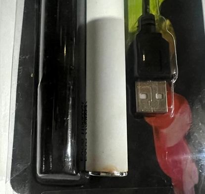 Електронна сигарета eVod 1100 мАч MT3 блістерна упаковка EC-014 White ⚠️ Уцінка EC-014 ⚠️ Уцінка фото