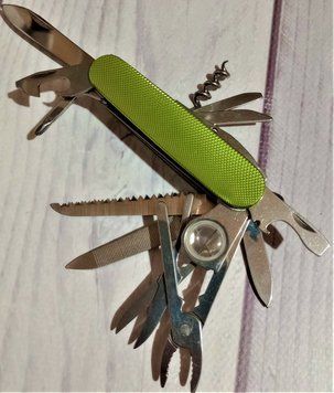 Ніж багатофункціональний Traveler 17 функцій, 9см (120шт/ящ) K5017ALL green K5017ALL-green фото